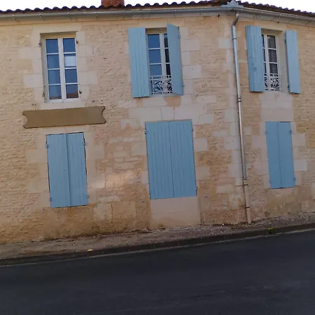De L'ancienne Boulangerie De *