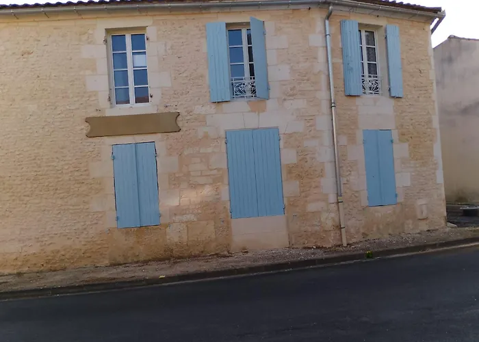 De L'ancienne Boulangerie De *